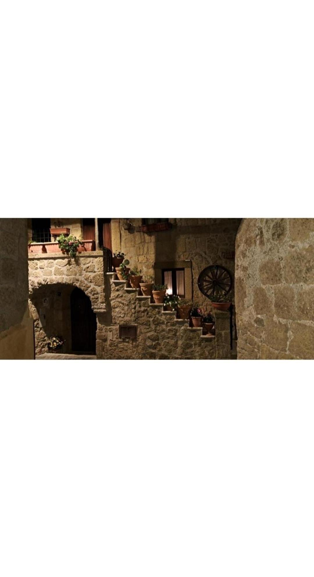 La Chascona Di Farnese Casa Di Tufo Nel Borgo Apartment Exterior photo